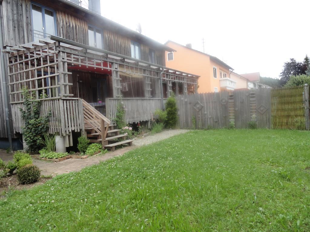 Holzhaus Mit Gruener Aussicht Zum Erholen Villa Burgheim Luaran gambar