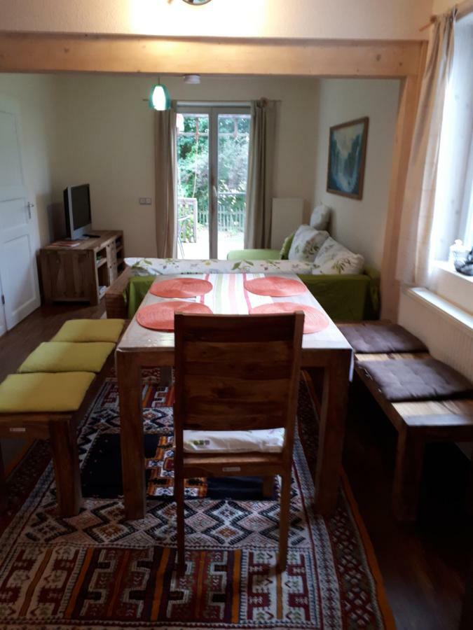 Holzhaus Mit Gruener Aussicht Zum Erholen Villa Burgheim Luaran gambar